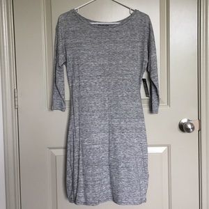 Gray Express dress with sleeves